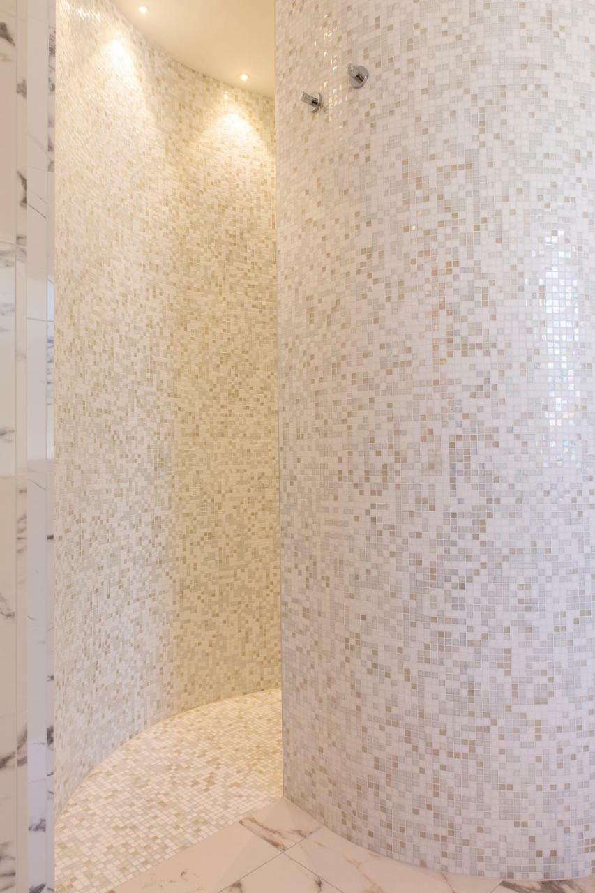 Aurum Suites Pescara Exterior photo