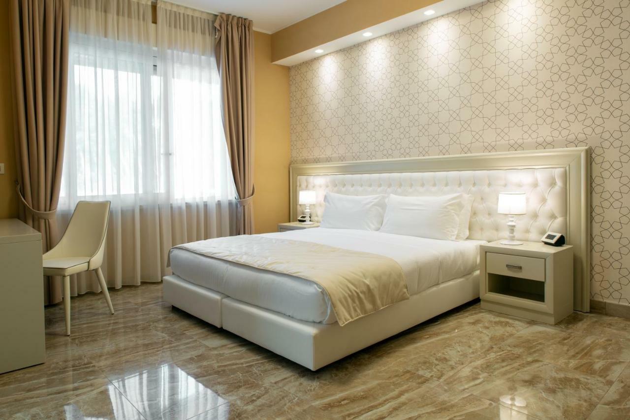 Aurum Suites Pescara Exterior photo
