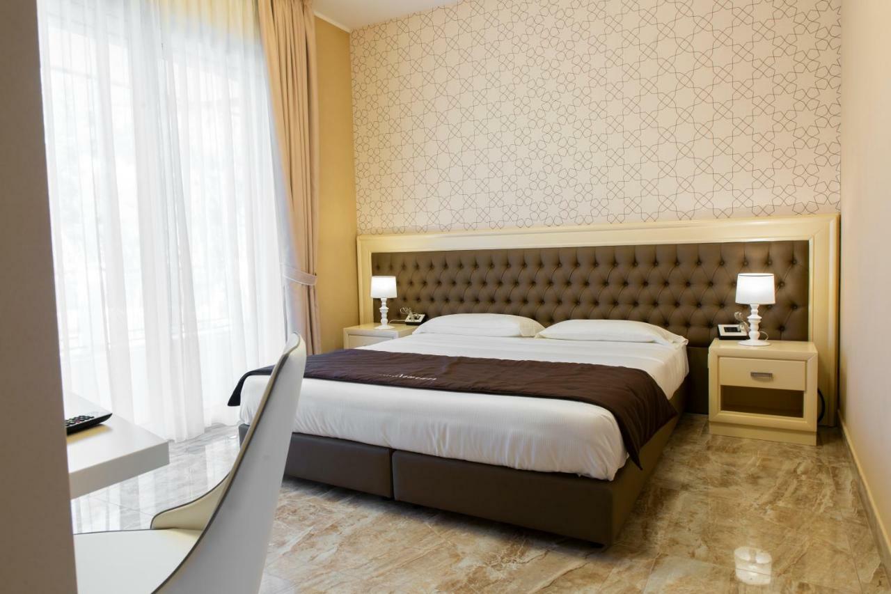 Aurum Suites Pescara Exterior photo
